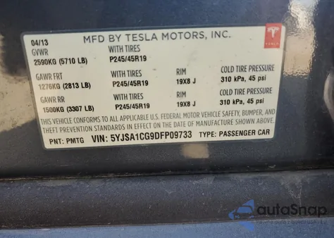 2013 Tesla Model S z USA, uszkodzony, nr VIN 5YJSA1CG9DFP09733